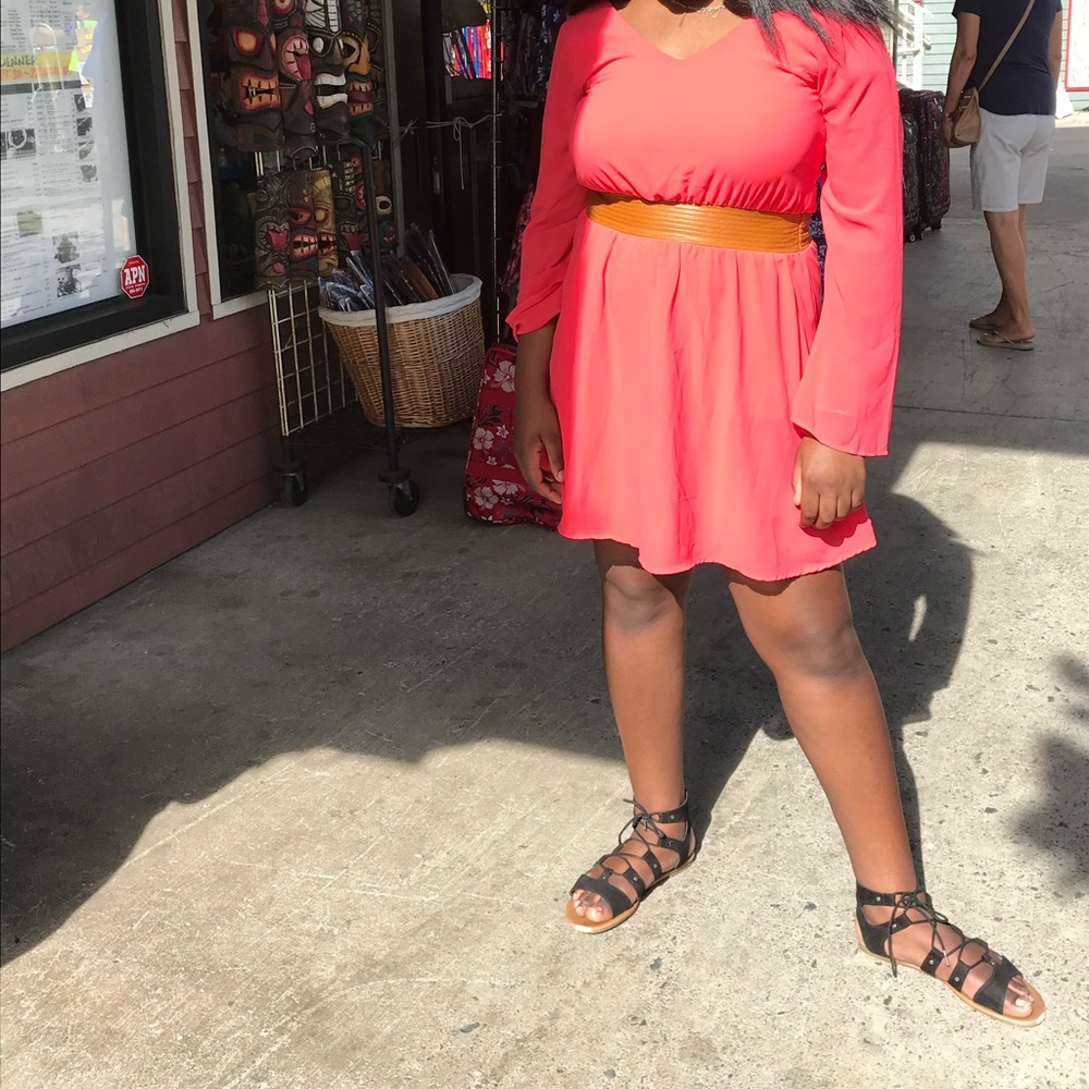 Dress - Picture 3 of 3